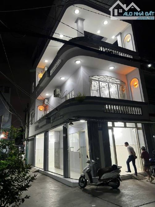 Bán nhà Hương Lộ 2, 4 tầng, 64m2, ngàn 5,5m, hẻm xe tải thông, chir 5,4 tỷ nhẹ