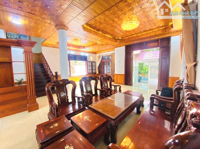 Bán Biệt Thự Nam Long 247m², 12 X 22, 3 Tầng, Full Gỗ Quý, Sát Vincom, Chỉ 40 Tỷ