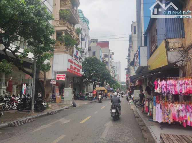 Bán gấp! Mặt phố Lê Lợi, Hà Đông 28m2, 5 tầng, ô tô tránh, vỉa hè, kinh doanh, nhỉnh 9 tỷ