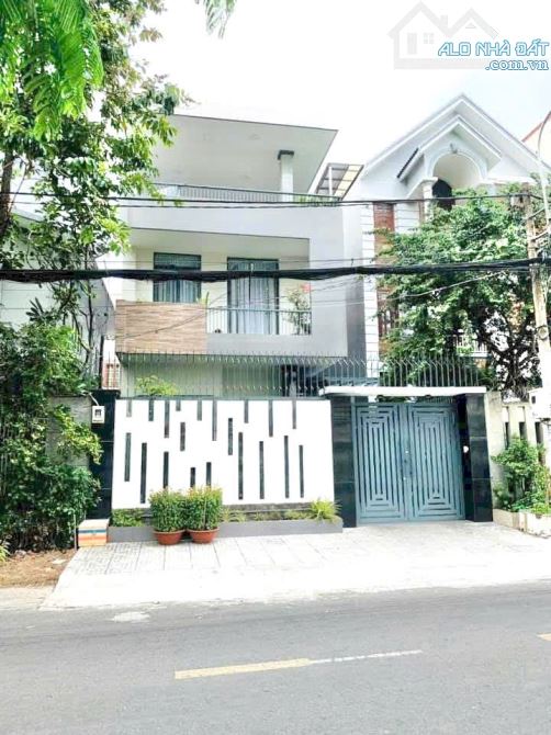 Nhà khu tên lửa, 8x20 2 lầu 4 phòng ngủ 5wc, gần Aeon Mall