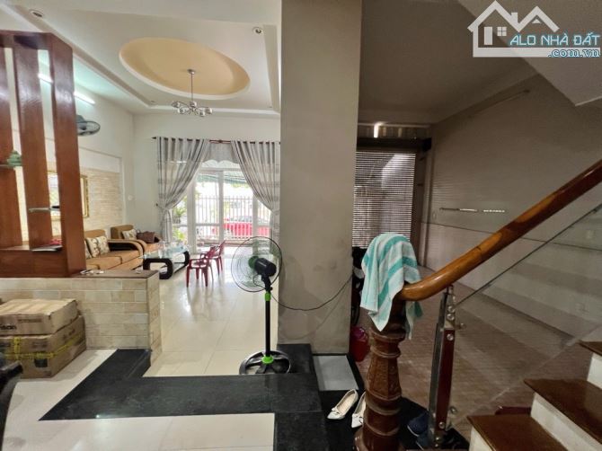 BIỆT THỰ ĐẲNG CẤP SƠN TRÀ - MẶT TIỀN PHẠM CỰ LƯỢNG