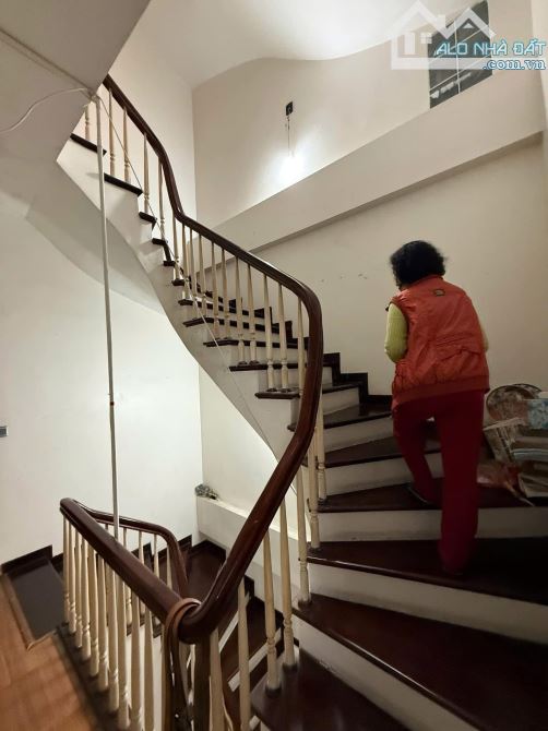 MẶT PHỐ NGUYỄN KHANG 20 TỶ DT 100M MT 6M 4T KINH DOANH Ô TÔ TRÁNH VỈA HÈ THÔNG THOÁNG