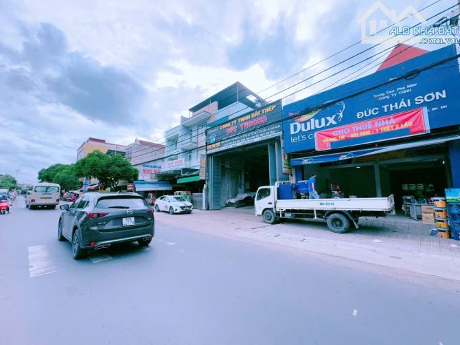 Bán nhà  426m2 mặt tiền đường Nguyễn Ái Quốc Gần B5 Tân Hiệp