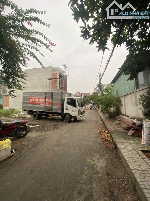 Bán nhà Cấp 4 đường THẠNH XUÂN 40, phường THẠNH XUÂN,Q12,dt86,1m²(5,2x18).DÒNG TIỀN 8tr/th