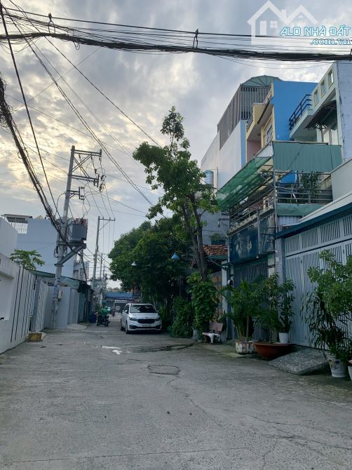 Bán nhà đẹp 4 tầng – hẻm 7m ô tô tránh – gần mặt tiền Nguyễn Ảnh Thủ, Quận 12
