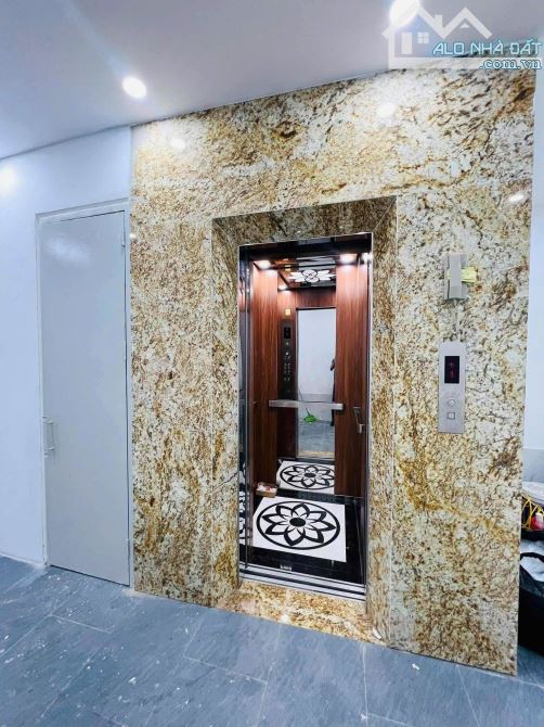 Cần bán CCMN Giải phóng ngõ nông oto thang máy nhiều tiện ích 47M6T chỉ 12,9 Tỷ