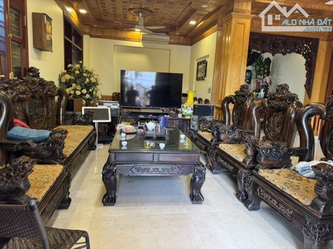 🔥SIÊU PHẨM BIỆT THỰ CỰC ĐẸP 216M² – MẶT TIỀN 13.65M – TÂY BẦU, KIM CHUNG, ĐÔNG ANH💥💥💥