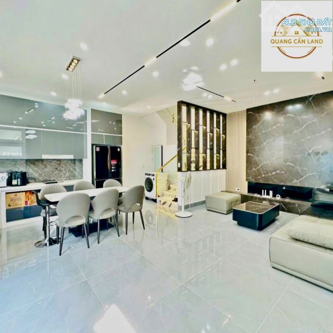 Phố Trần Khát Chân, ngõ thông, nhà đẹp 5 tầng, sổ đỏ chuẩn, 45m2, 7.75 tỷ