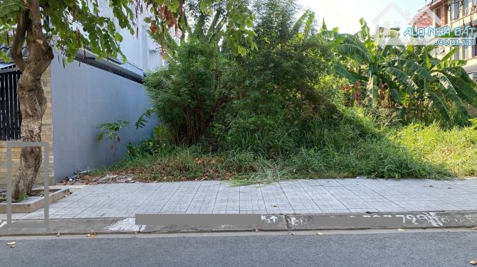 Bán đất biệt thự mặt đường Phạm Hy Lượng gần chợ TM. Lợi nền S6 (175m2) 130 tr/m2