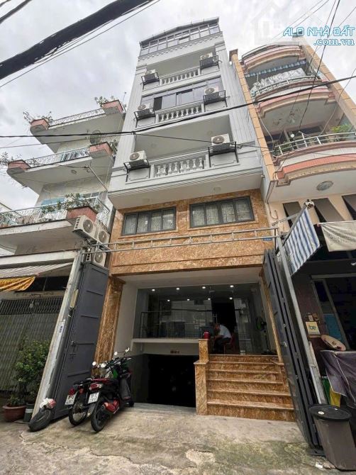 Bán nhà 6 tầng có hầm đường Võ Thị Sáu, Quận 3 giá tốt