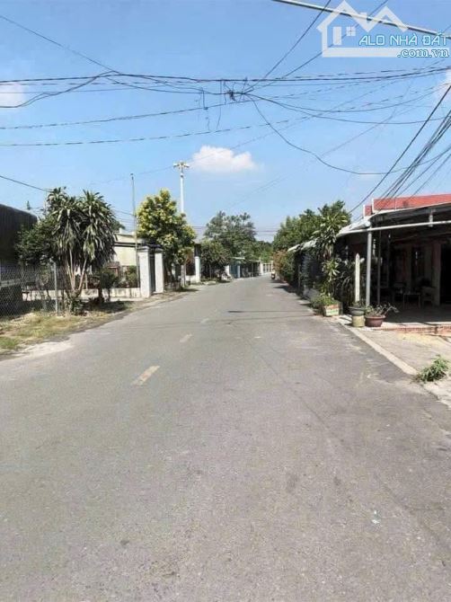 "Đất đẹp – Khu dân cư đông – Gần chợ, bệnh viện, Đại Nam – Cực kỳ tiềm năng!"