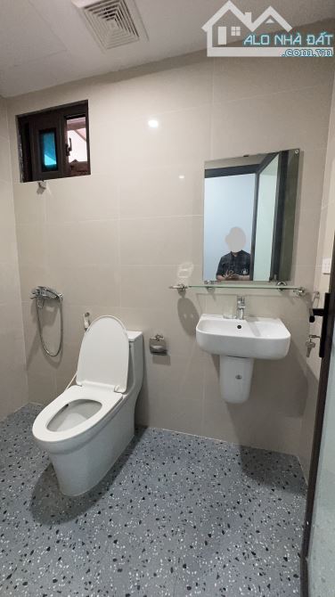 AN DƯƠNG VƯƠNG 81M² – MT 7.6M – NHÀ 4 TẦNG – SÂN ĐỂ Ô TÔ – Ô TÔ VÀO NHÀ – 12.9 TỶ - 10