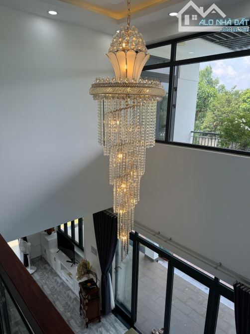Bán căn biệt thự sân vườn hồ bơi đẹp, thoáng mát tại Hóc Môn - 10