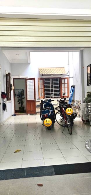 BIỆT THỰ MẶT TIỀN VIP HIỆP PHÚ - 180M2 - 3 TẦNG - GẦN GA METRO - NGẢ TƯ THỦ ĐỨC 17.x TỶ - 11