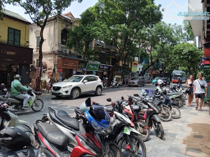 Mặt phố Hàng Bông Hoàn Kiếm trung tâm phố cổ DT 440m2, MT 15.5m, Giá 242 tỷ - 1