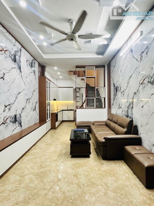 SIÊU PHẨM XUÂN ĐỈNH – 1 NHÀ RA PHỐ – 35M2x 5 TẦNG - Ô TÔ ĐÔ GẦN NHÀ – NHÀ NỞ HẬU - 1