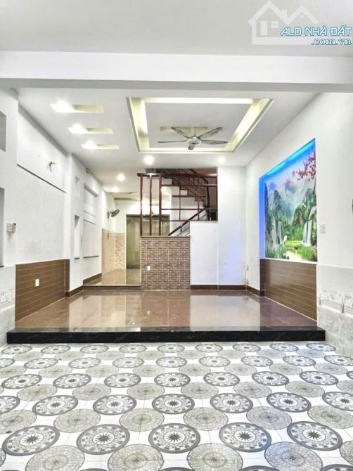 Hẻm 973, Nguyễn ảnh thủ, Q12. Nhà 4 lầu BTCT. Hẻm 7m, khu vực Vip Q12. - 1