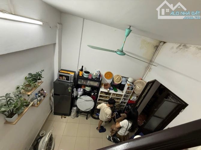 Đào Duy Từ KHÁCH TÂY TẤP NẬP – 3 tầng 15m chỉ 3.9 tỷ - NGÕ NÔNG NHÀ THOÁNG, SỔ VUÔNG - 1
