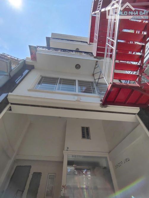 Toà nhà 7 Tầng CHDV đường Lý Thường Kiệt. Q.TB - Lữ Gia ( 7x 32m) HĐT:150tr/1th Giá: 35Tỷ. - 1