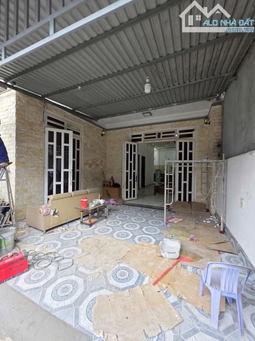 nhà 120m2 8x15 6ty TL  Biệt Thự mái Thái, gần VinCom 2km, p.Tân Đông Hiệp - 1
