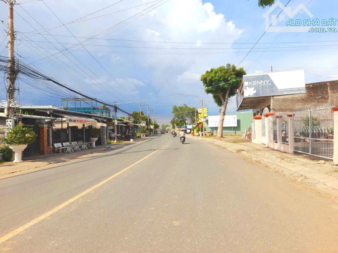 Quá ngộp, 376m2 đất thổ cư đường nhựa Nguyễn Văn Mỹ, 1.29 tỷ - 1