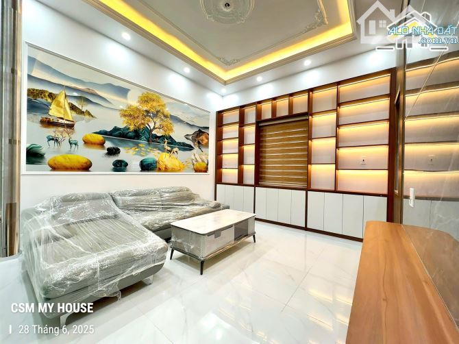 Mặt Ngõ Ngô Gia Tự - 52m2 - 5 Tỷ 180 - Ô tô đỗ cửa - 1