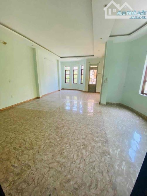 🏡 NHÀ 3 TẦNG – 90M2 – LÔ GÓC ĐƯỜNG LÝ TỰ TRỌNG – TRUNG TÂM HẢI CHÂU CHỈ 9.x TỶ🌳 - 1