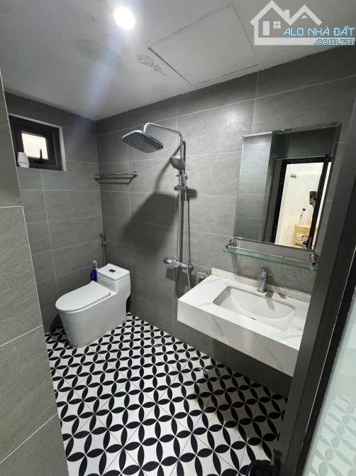 Cho Thuê CCMN 255 Cầu Giấy 28m2 Cửa Sổ Ban Công Thang Máy Nuôi Pet Ko Giới Hạn Người - 1