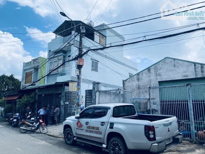 CƠ HỘI VÀNG! CHO NHÀ ĐẦU TƯ THÔNG MINH. *BÁN NHÀ 3 TẦNG MẶT TIỀN VỪA Ở VỪA CÓ DÒNG TIỀN 20 - 1