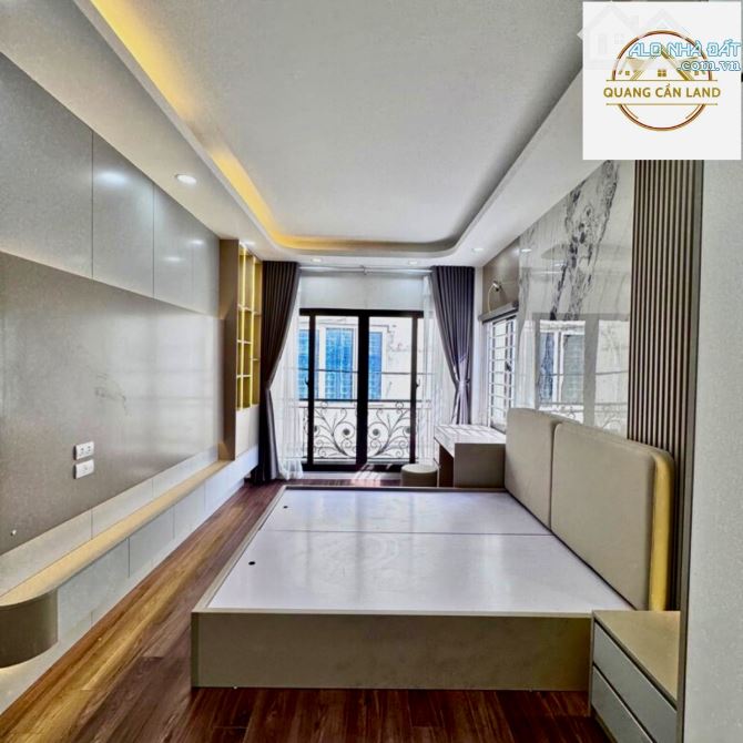 Phố Tân Mai, ngõ thông tứ phía, nhà đẹp full nội thất, 40M², 5 tầng, 7.6 tỷ - 1