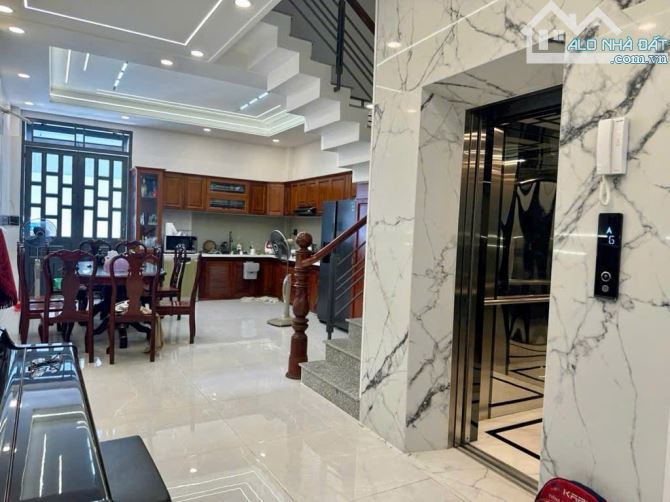 NHÀ ĐẸP, THANG MÁY, SỔ VUÔNG - KHU HOÀNG HOA THÁM, GA T3 - 5x18 (90m2), 4 TẦNG - 1