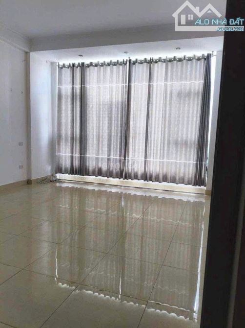 Cho thuê nhà 6 tầng + tum ngõ 279 Đội Cấn – Ba Đình, 40m², mặt tiền 4.5m, giá 25tr/tháng - 1