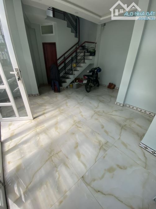 BÁN NHÀ QUẬN 10 – 3/2 – 5 TẦNG – 40M2 – DÒNG TIỀN 30TR – SÁT HẺM 6M – 6.X TỶ - 1
