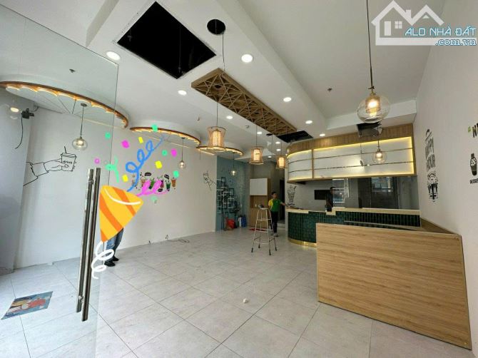 Bán nhà khu vip Cityland Phan Văn Trị - View hồ bơi - Sổ hồng riêng - Nhỉnh 5 tỷ - 1