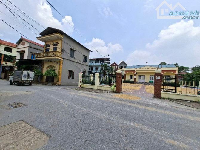BÁN ĐẤT LÔ GÓC MẶT ĐÊ DƯƠNG HÀ - Ô TÔ TẢI TRÁNH - 159M² MT 9.5M - VỊ TRÍ VÀNG, TIỀM NĂNG - 1