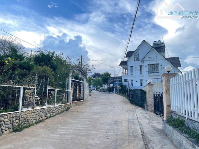 Đất biệt thự Trịnh Hoài Đức, P11, Tp Đà Lạt. - 500m2 - 15 tỷ - 1