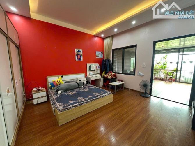 SIÊU PHẨM TÂY HỒ - Nhà Dân Xây Mới 4 Tầng - Giá Siêu Rẻ 130TR/M - Ngắm View Cầu Nhật Tân - 1