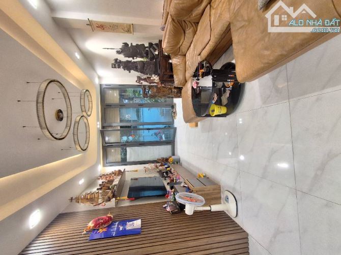 NHÀ PHỐ 4 TẦNG THIẾT KẾ HIỆN ĐẠI NGUYỄN VĂN LINH -TÂN THUẬN TÂY-Q.7 DT: 8*14.5M- 14 TỶ 5 - 1