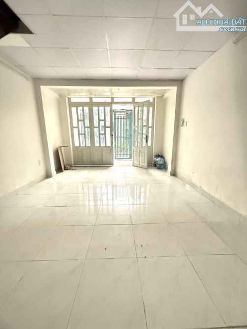 NHÀ GẦN PHẠM ĐĂNG GIẢNG GIÁP TÂN PHÚ - 61M2 (4X15) -SỔ NỞ HẬU - HẺM XE TẢI THÔNG. CHỈ 5 TỶ - 1