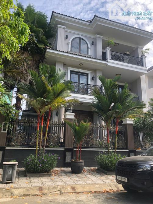 BÁN BIỆT THỰ ĐƠN LẬP BÌNH THẠNH - ĐẶNG THUỲ TRÂM P13 - DT 15x16m 4 TẦNG NHÀ MỚI - 35,5 TỶ - 1