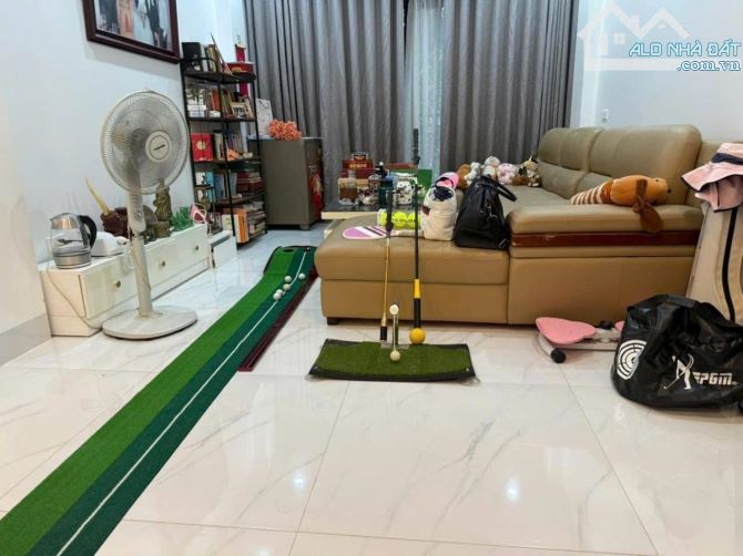 Bán nhà mặt phố Hoàng Hoa Thám vỉa hè kinh doanh –thang máy – văn phòng 65m 6tầng 31,8 tỷ - 1
