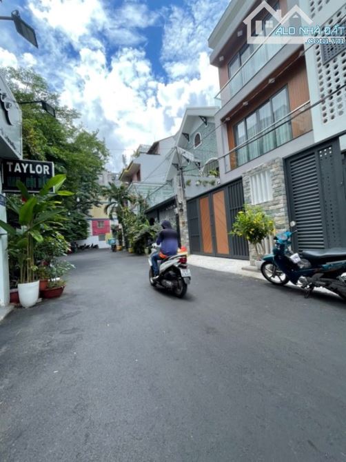 Bán Biệt Thự MT Ngô Bệ p13 tân bình. 12x25 nở hậu 21. Công nhận 345 m2. Giá 68 tỷ TL - 1