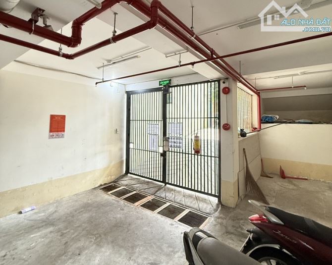 Bán nhà Căn Hộ Dịch Vụ 6 Tầng 120m2 Song Hành Trường Chinh P.Tân Hưng Thuận Q12 Hơn 14 tỷ - 1