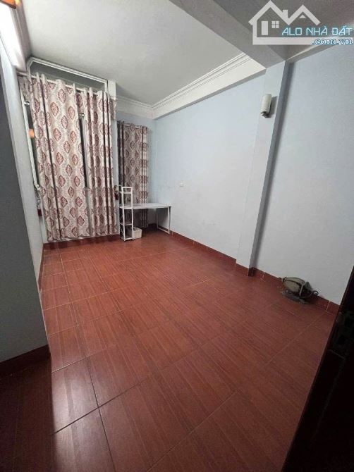 B.Á.N NHÀ MẶT HỒ GIANG XÁ, 56M2, 10 TỶ 5,   Ô TÔ TRÁNH, VIEW HỒ , KINH DOANH KHỦNG - 1