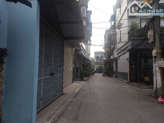 Bán đất Ngọc Thuỵ PHÂN LÔ Ô TÔ TRÁNH, NGÕ THÔNG 50m2, Mt3.5m giá 6.95 tỷ. - 1