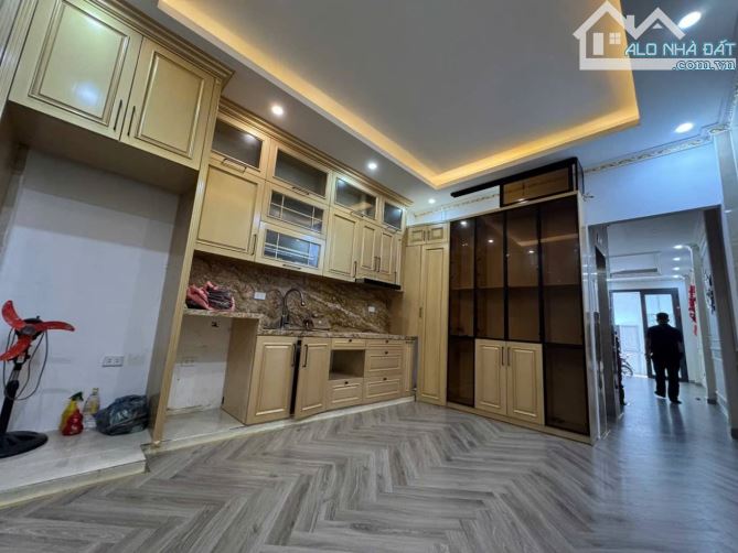 Bán nhà Ngô Thì Sỹ- Vạn Phúc ,41m2, 6 Tầng , Thang Máy, Kinh doanh - Oto vào nhà chỉ 12 tỷ - 1