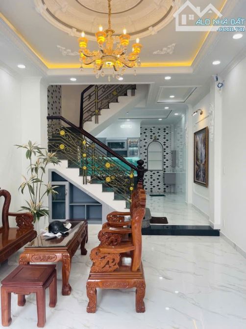 NHÀ ĐẸP KHU HIẾM, SỔ VUÔNG - NGUYỄN THÁI BÌNH, K300 - 4.2x14m, 4 TẦNG - 12 TỶ - 1