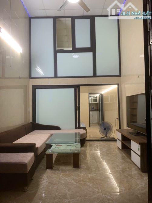 Bán Nhà Phố Kim Giang - 35m2 x 2T - Ngõ Thông - Ô Tô 5 Tạ Đỗ Cửa - MT 3.3m - Giá 2.150 tỷ - 1