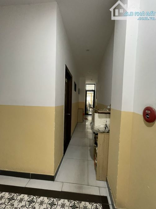 Nhà nhánh MT Điện Biên Phủ HĐT 8,7 tỷ/ 5n giá bán 37 tỷ  gần 1400m2 sàn tt về Q1 3 phút