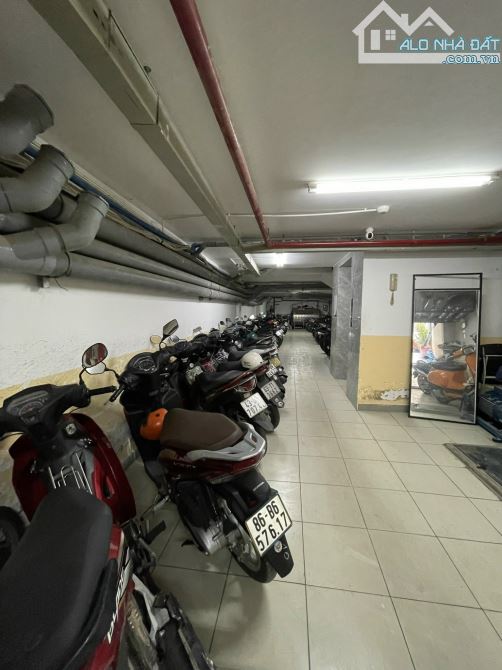 Nhà nhánh MT Điện Biên Phủ HĐT 8,7 tỷ/ 5n giá bán 37 tỷ  gần 1400m2 sàn tt về Q1 3 phút - 4